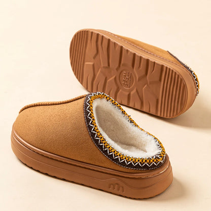Winter Women's Slippers – Fashionable Fuzzy Fur, Anti-Slip Soft Sole, Warm Indoor & Outdoor Plush Houseshoes for Men & Women
