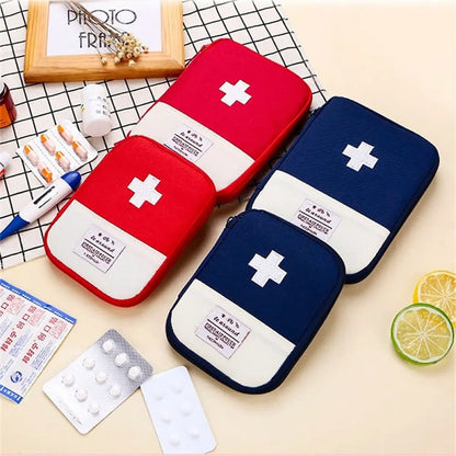 Portable Medicine Bag – Cute First Aid Kit Organizer, Medical Emergency Kit for Travel, Outdoor & Household Pill Storage