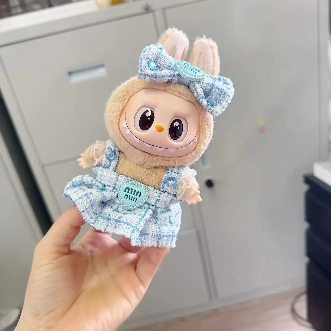 17cm Mini Plush Doll Clothes – Korea Kpop Exo Labubu Idol Suit Outfit Accessories, Doll Clothing Gift (Clothes Only)