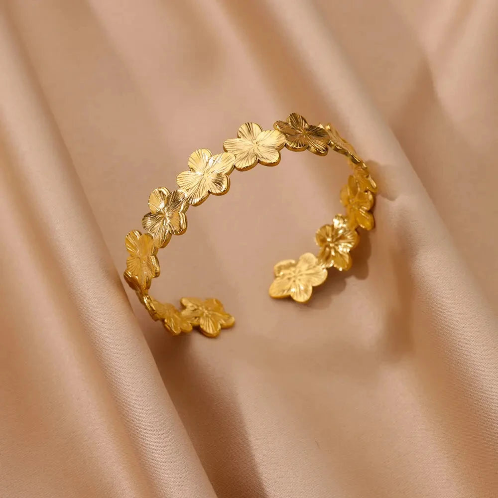 Classic Bump Pattern Open Cuff Bracelet – Gold Stainless Steel Bangle for Women Elegant Hand Jewelry Gift Accessory