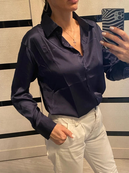 Elegant Satin Women’s Shirt — Loose Vintage Blouse with Turn-Down Collar for Spring & Autumn