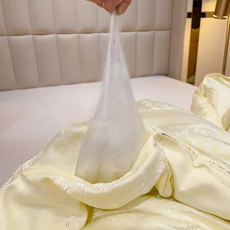 100% Natural Mulberry Silk Comforter - Summer Cool & Winter Warm Duvet, King, Queen, Twin & Single Bedding Quilt