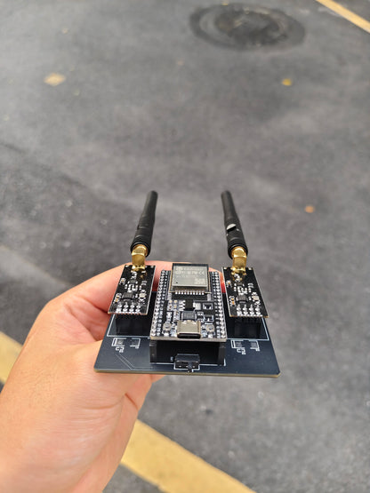 ESP32 DevKitC Development Board - 2.4GHz Wireless Bluetooth Module for IoT Projects