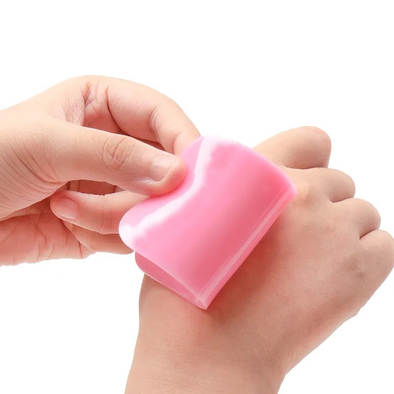 Eyelash Extension Forehead Sticker Pad – Silicone Pink Transparent Lash Tray & Pallet Holder for Makeup
