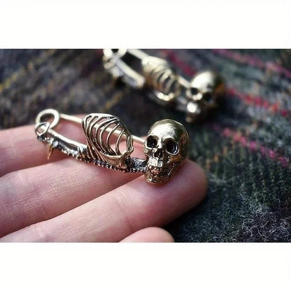 2-Piece Gothic Skull Brooch Set - Vintage Safety Pins for Scarves, Sweaters & Halloween Accessories