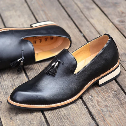 Men’s Leather Slip-On Dress Shoes – Classic Business Formal Oxford Style, Italian Design Flat Shoes for Men