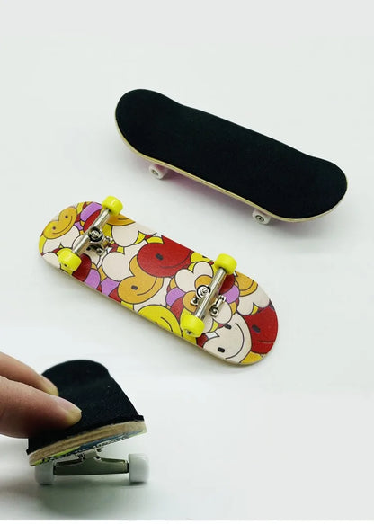 Creative Mini Finger Skateboard – Colorful Maple Fingerboard with Double Rocker, Sport Bearings & Palm Slide Board