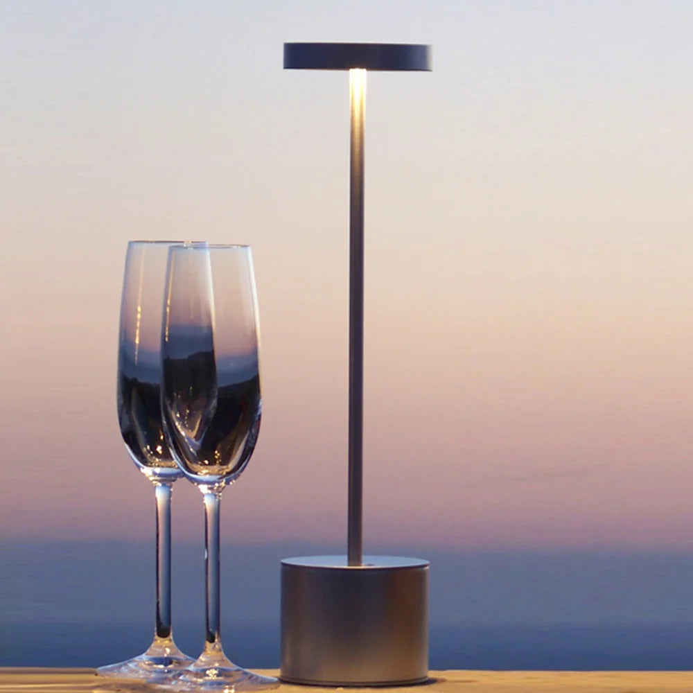 Classic USB Rechargeable Table Lamp – Stepless Dimming Touch Desk Lamp with 3 Colors for Bedside, Hotel & Bar Decoration