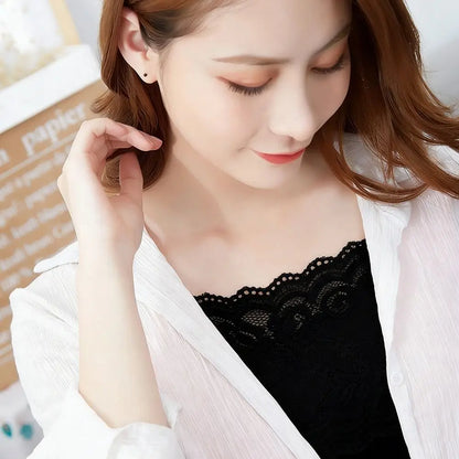 Women's Lace Trim Tank Top - Sleeveless Slim-Fit U-Neck Summer Cami Shirt