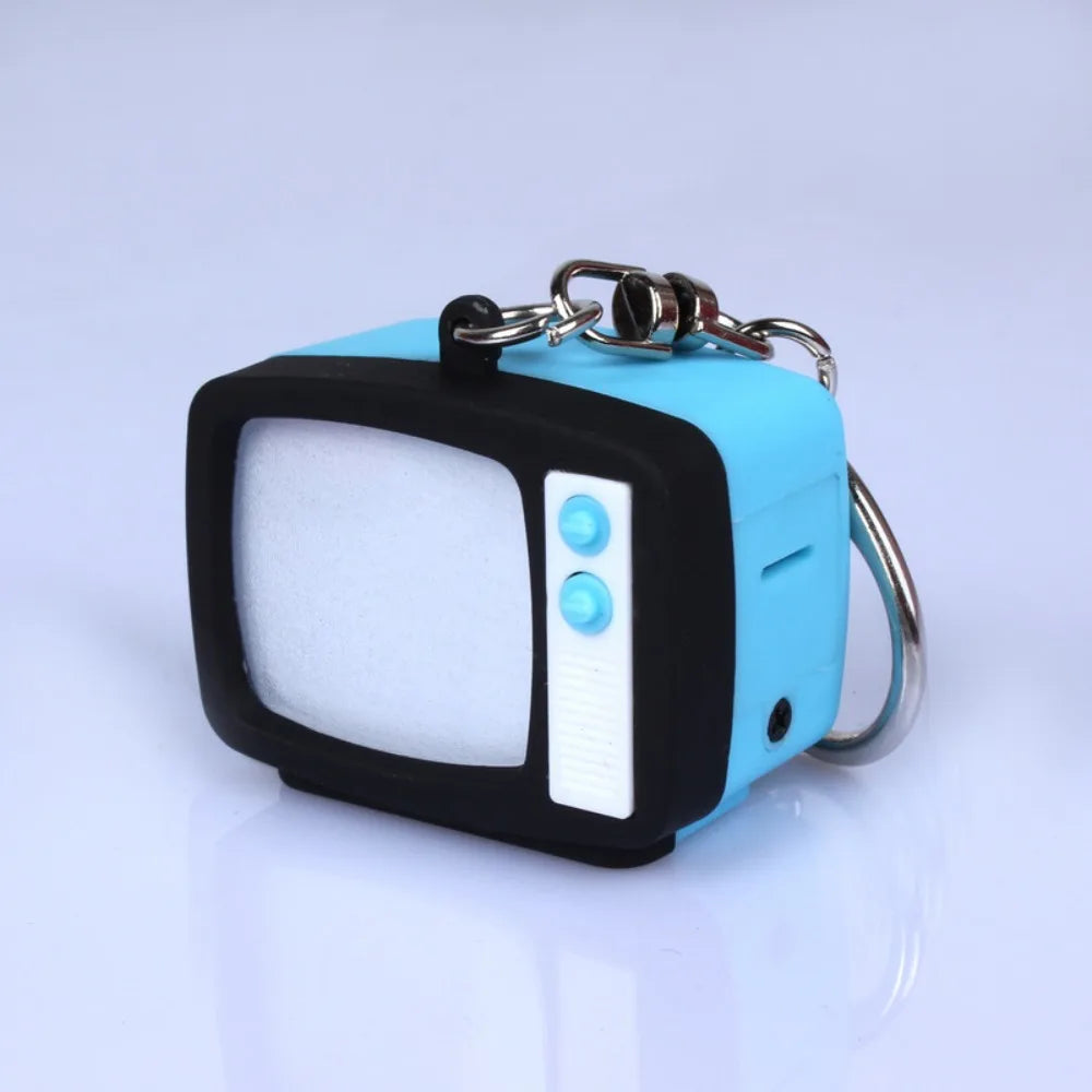 Retro TV Keychain – Miniature LED Television Pendant Toy for Kids & Home Decor