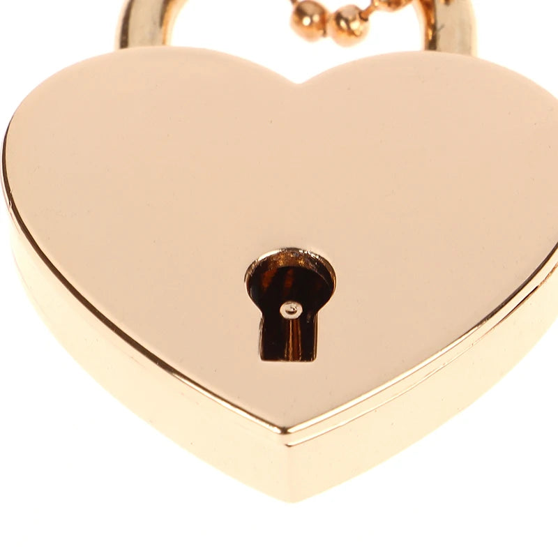 Antique Style Mini Heart-Shaped Padlock – Vintage Gold Key Lock for Diaries, Jewelry, and Weddings with Key
