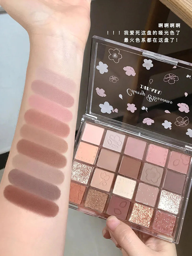 20-Color Matte Eyeshadow Palette – Long-Lasting Korean Makeup for Women’s Eye Cosmetics