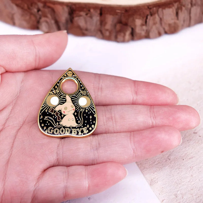 Cute Elf Ouija Planchette Pin - Witchy Divination Badge, Halloween Fashion Jewelry & Decorative Accessory
