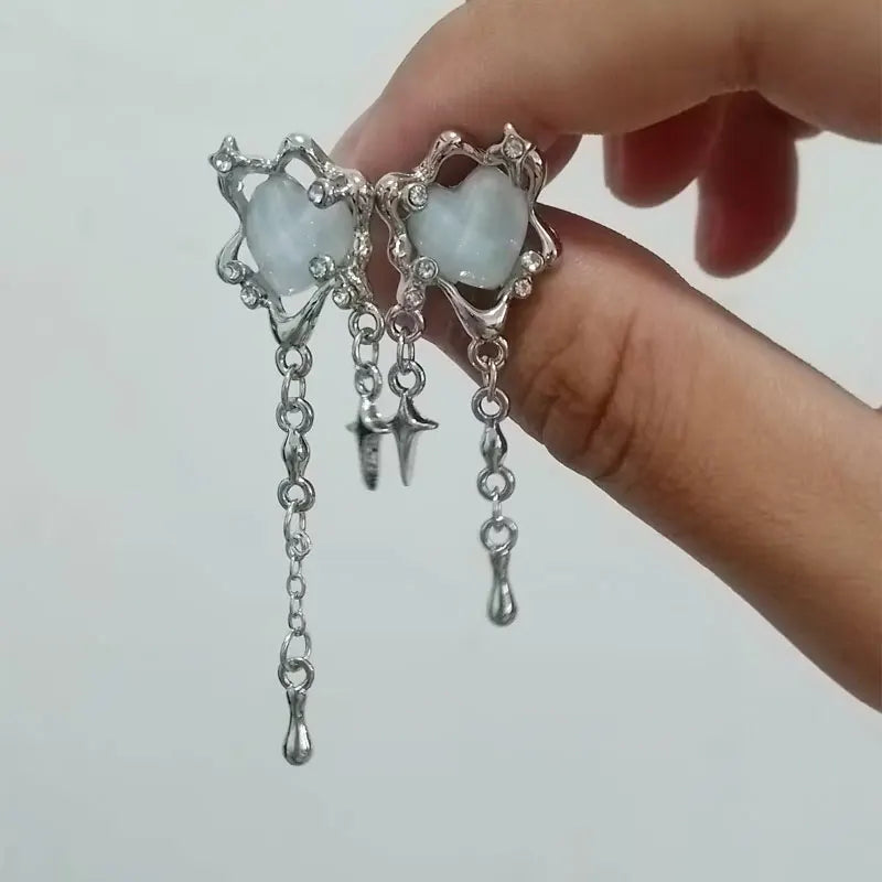 Fashion Punk Irregular Liquid Earrings – Metal Hollow Clip Earrings for Girls, Y2K Hip-Hop Party Jewelry Gifts