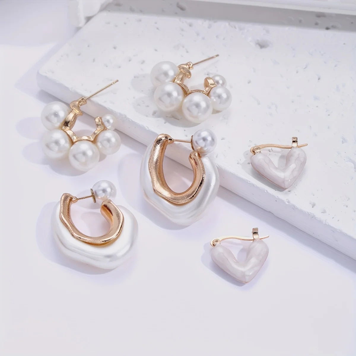 3-Piece Pearl Heart Hoop Earrings Set — Vintage Elegant Trendy Earrings for Women, Perfect Jewelry Gift