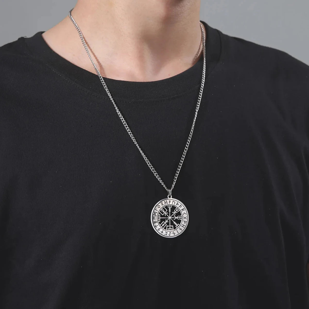 Viking Nordic Rune Compass Necklace – Stainless Steel Triquetra Amulet Pendant Jewelry Gift