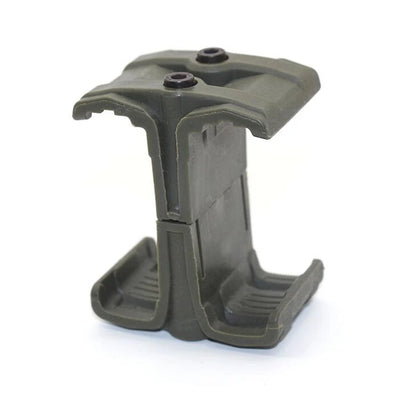 Hunting Speed Reload Tactical Flashlight Bracket – Barrel Clamp Mount for AK, M4, PMAG, M16 Airsoft Magazines