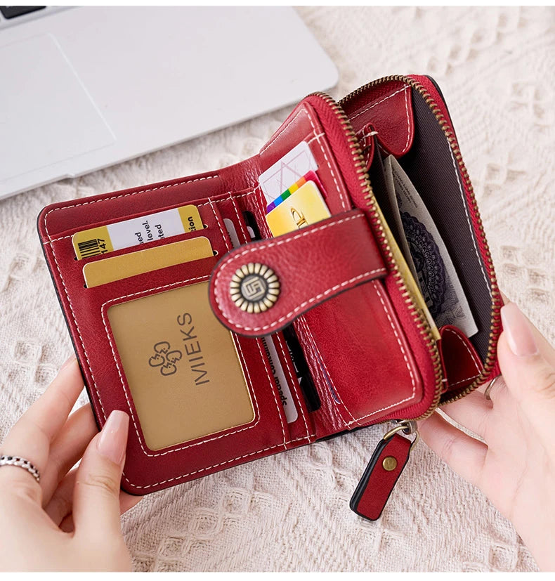 Retro Hollow-Out Short Purse for Women – Multi-Card Zipper Wallet, European & American Fashion Design