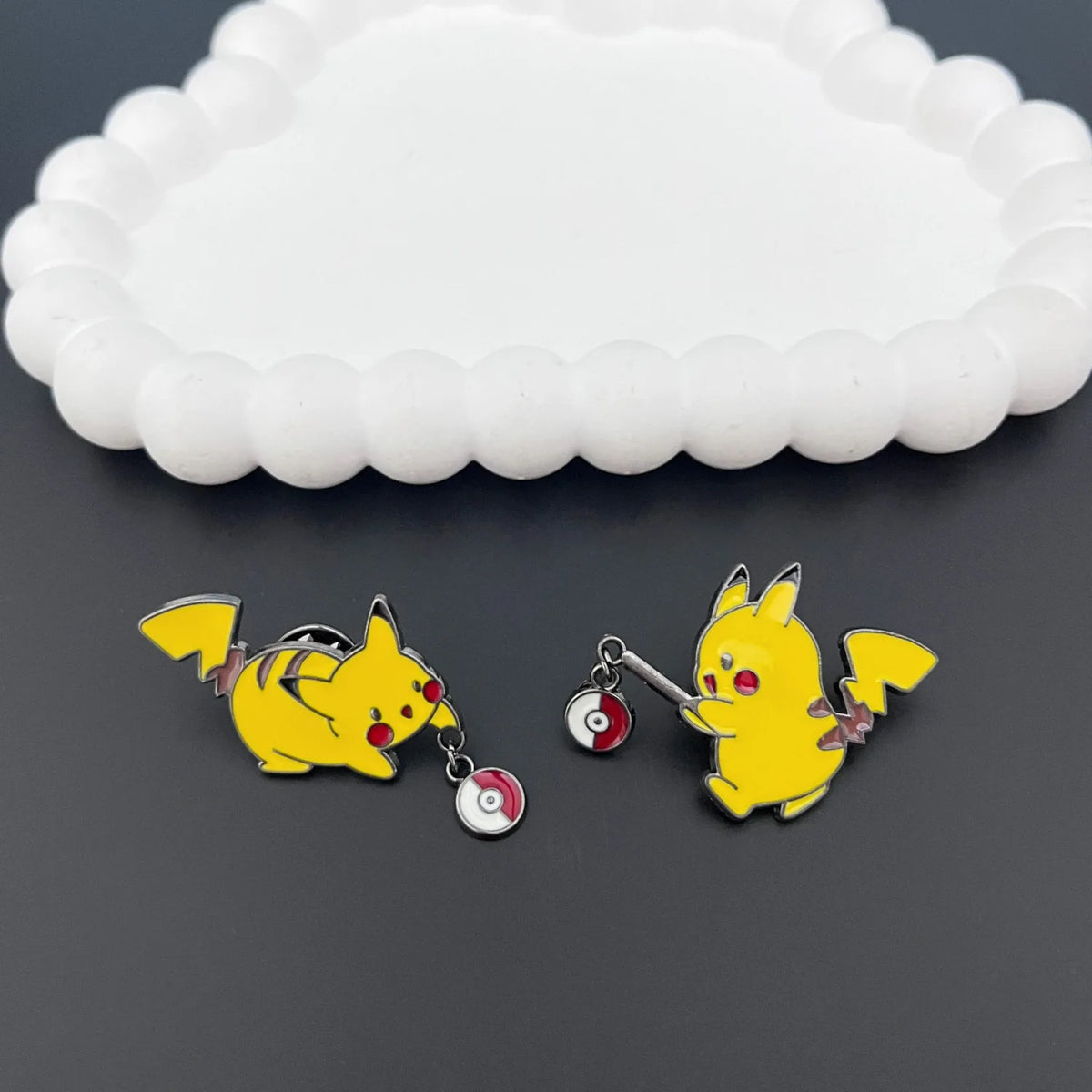 Cute Yellow Cartoon Animal Enamel Pin - Metal Dangle Charm Brooch for Backpacks, Clothing, Hats & Gifts