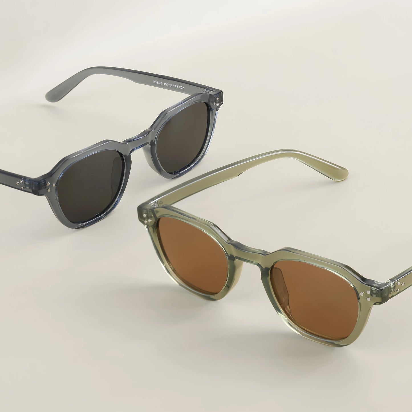 CATERSIDE Retro Polarized Sunglasses – Ultralight TR90 Frame Polygon Style for Men & Women, High-Quality Travel Eyewear