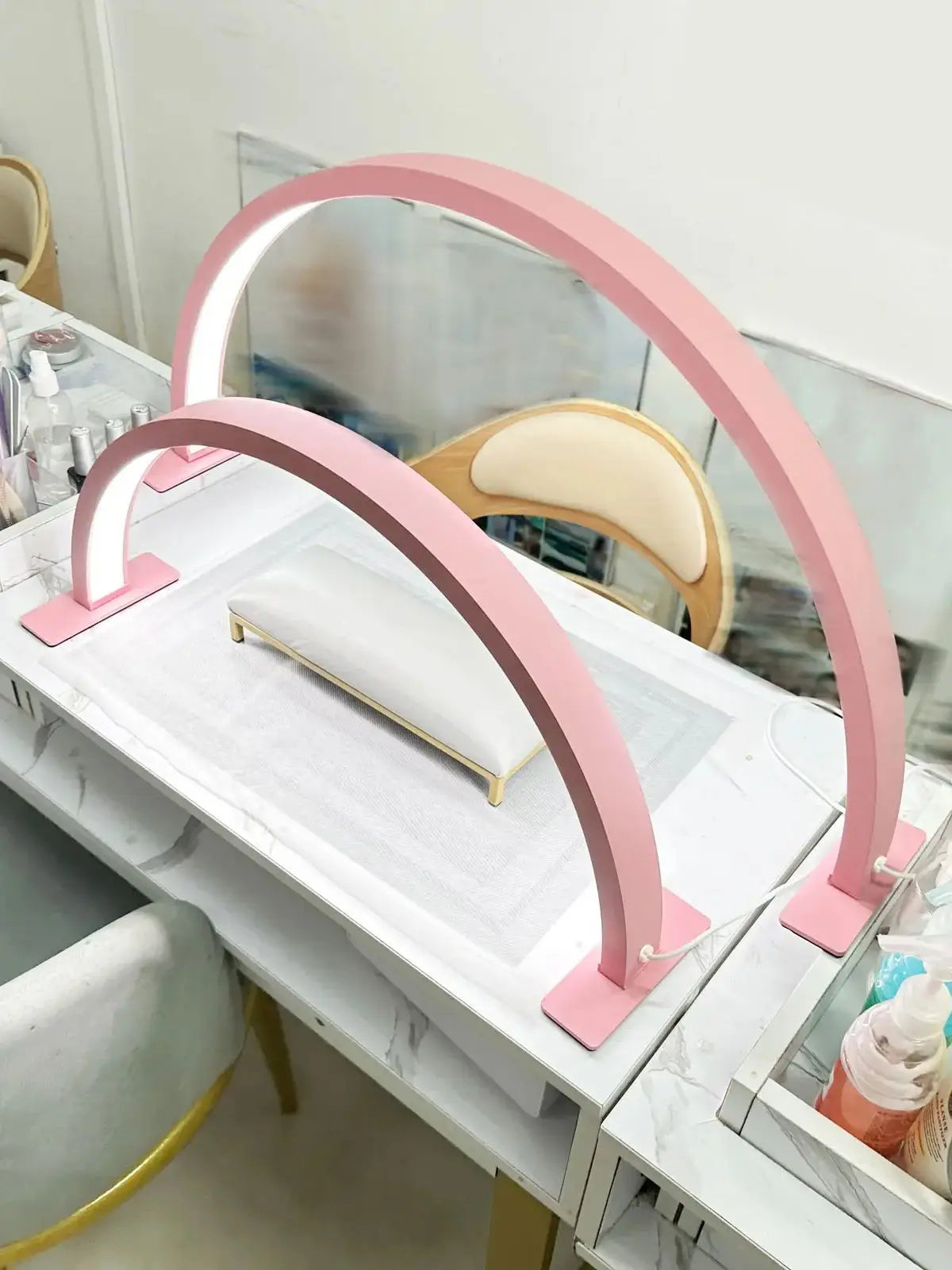 Half-Moon LED Nail Lamp – Adjustable Three-Color Light for Makeup, Beauty, Skincare & Eyebrow Lighting