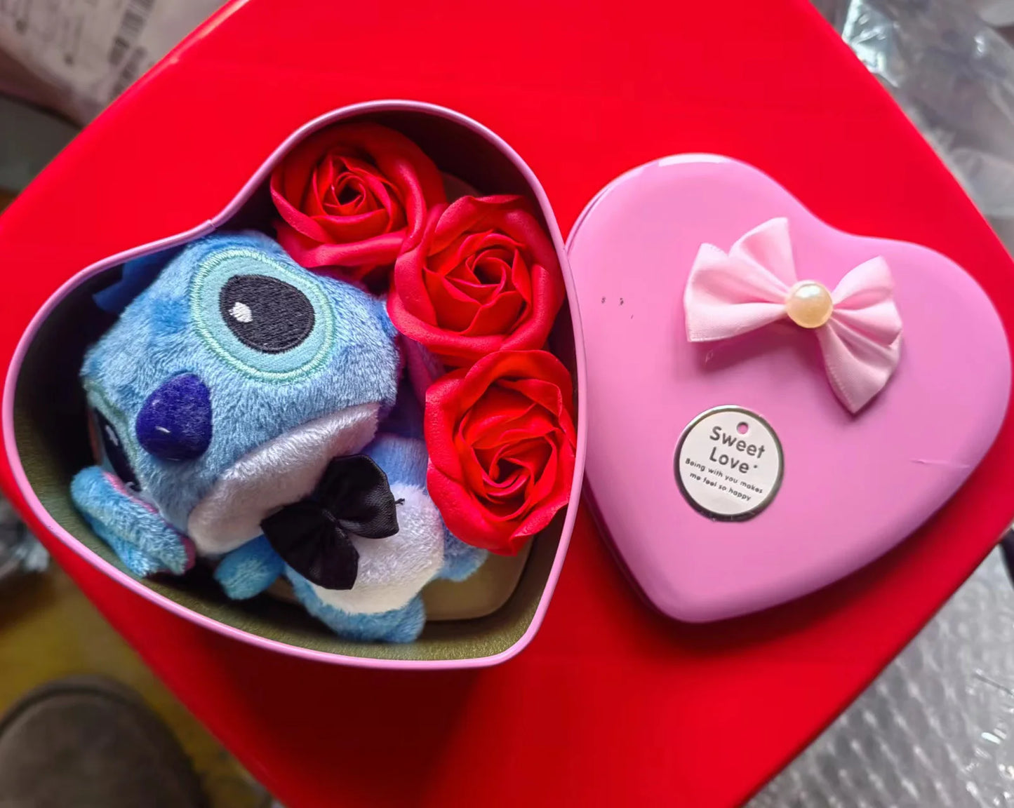 Disney Lilo & Stitch Plush Doll with Rose Bouquet – Gift Box & Flower Arrangement for Valentine’s & Christmas