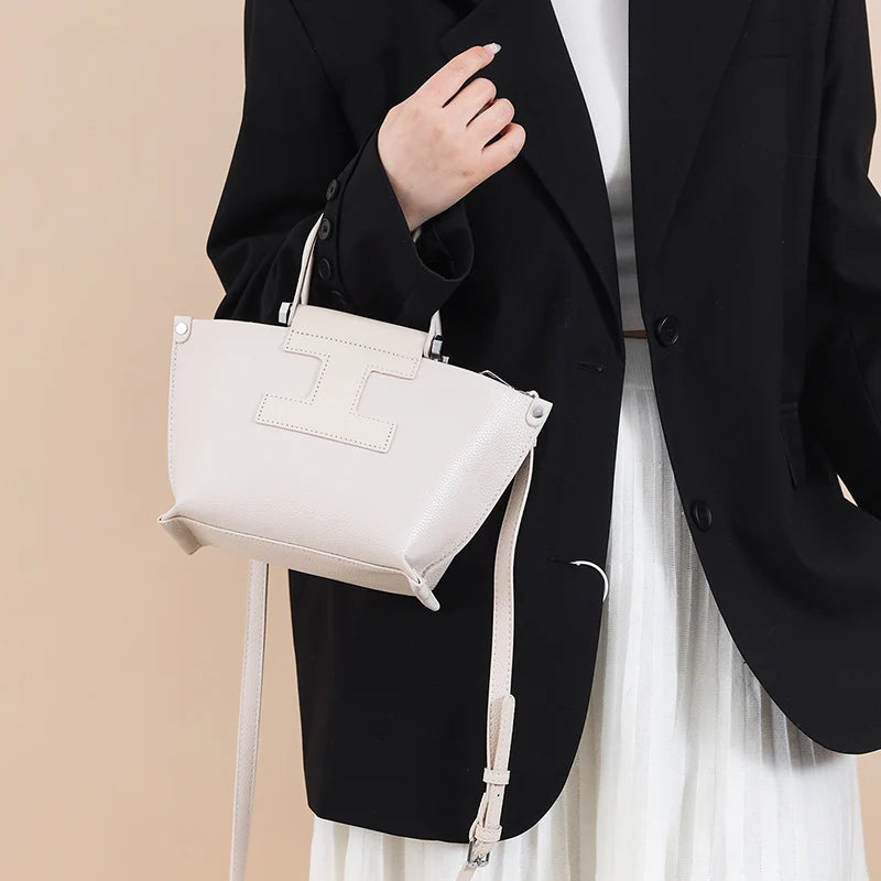 Luxury Cowhide Women’s Tote Bag – High-Quality Genuine Leather Shoulder and Crossbody Handbag, Fashionable Sac A Main