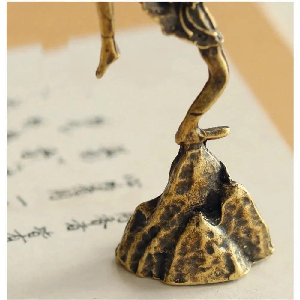 Portable Monkey King Incense Holder – Mini Censer Stand for Tea Ceremony, Home & Office Decoration