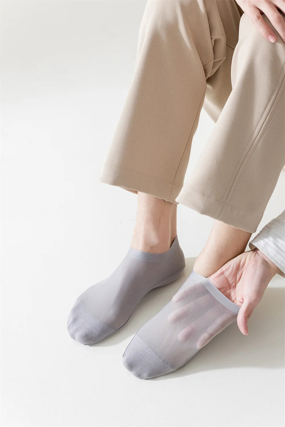 Men’s Ice Silk Mesh Socks – Hollow Breathable Summer No-Show Slippers, Silicone Non-Slip Low-Cut Boat Socks