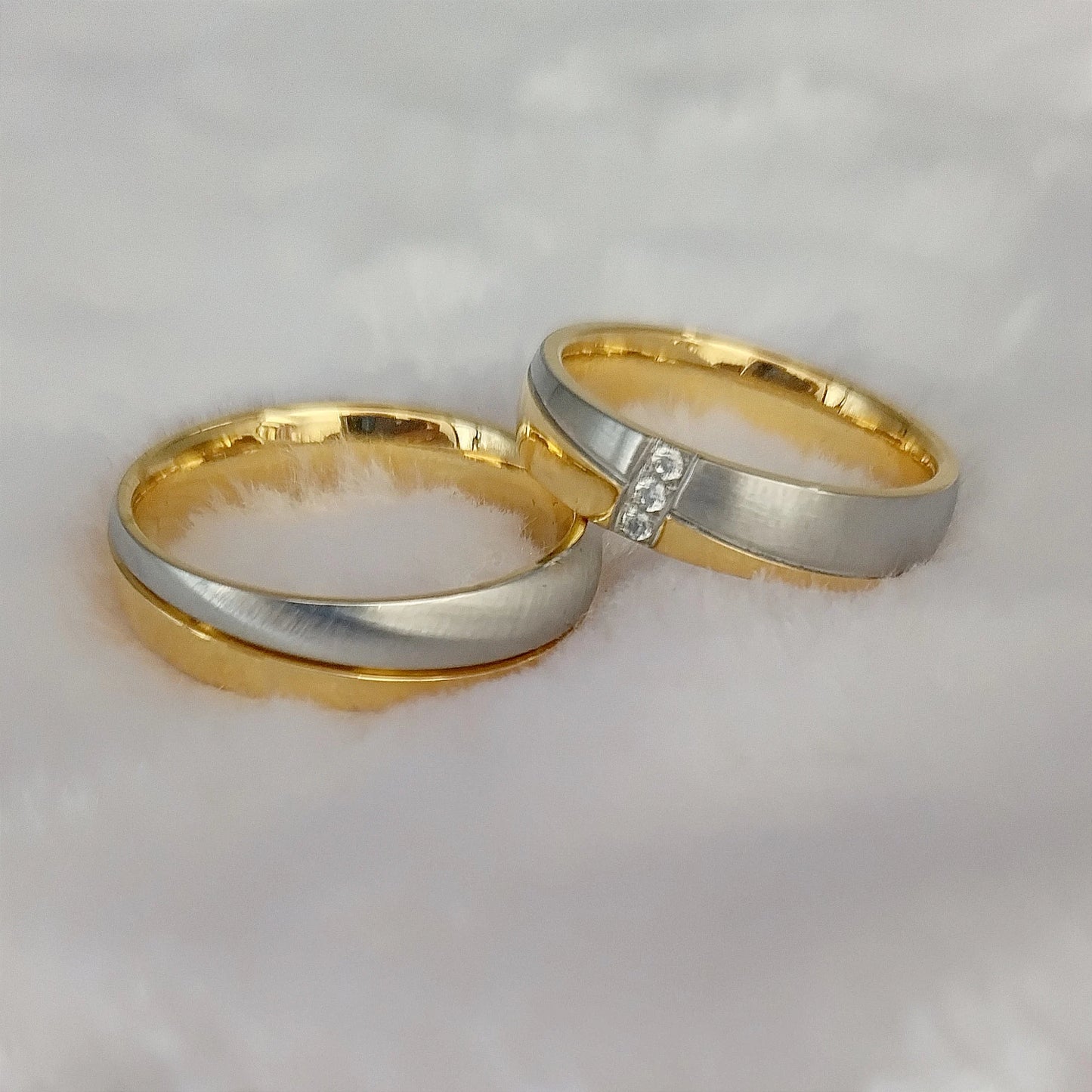 Hammered Couple Wedding Rings - 14K Gold-Plated Titanium Rings for Men & Women