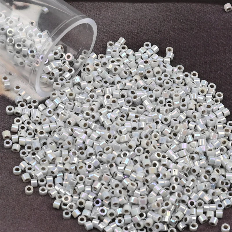 11/0 Mini Glass Beads – 2000PCS Small Cylindrical Beads for DIY Jewelry Making, Necklaces & Bracelets, 10g/Pack
