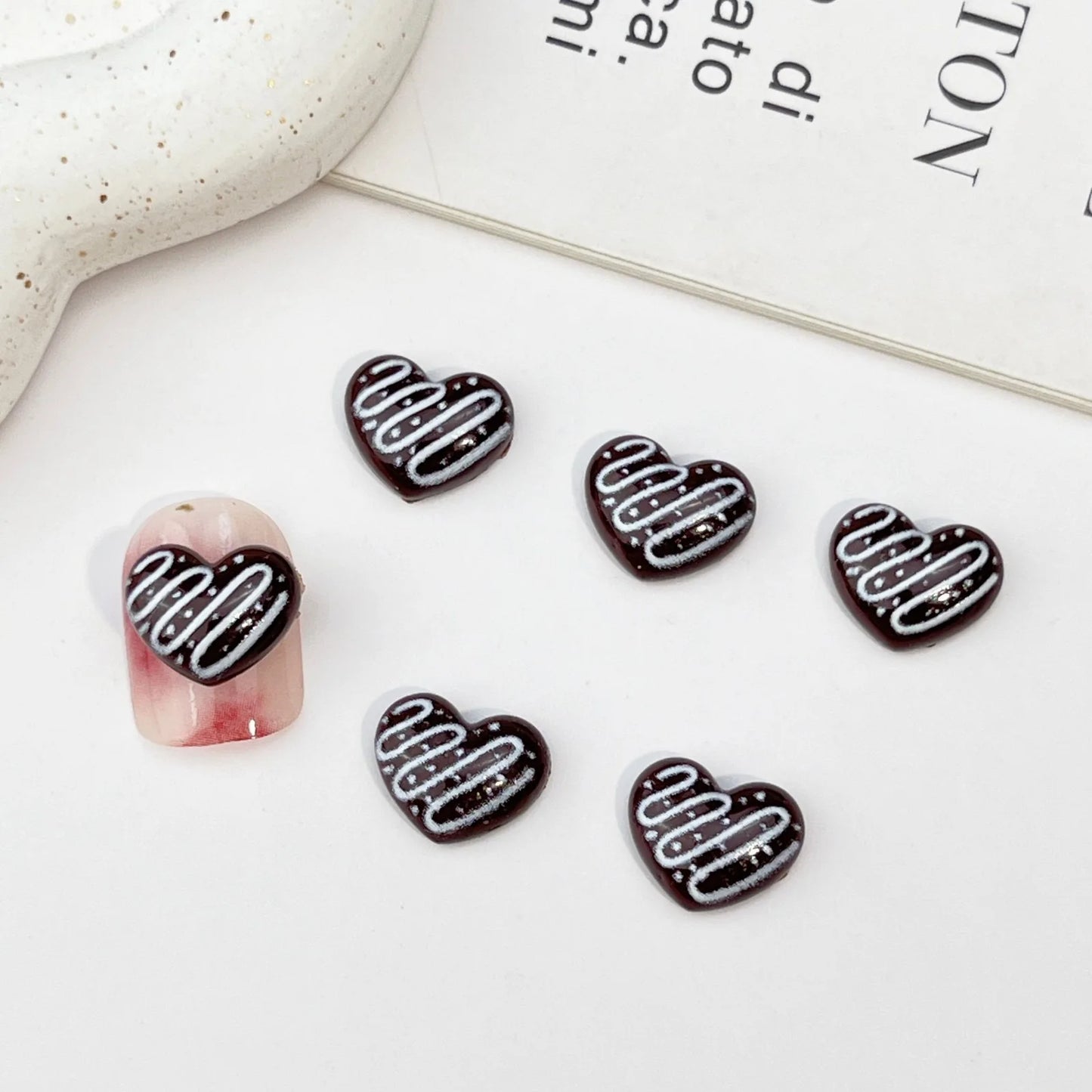 50PCS Mini Resin Christmas Decorations – Cartoon Magic Wand, Chocolate Figurines for Cake, Popsicle, Nail Art, Scrapbook & DIY Crafts