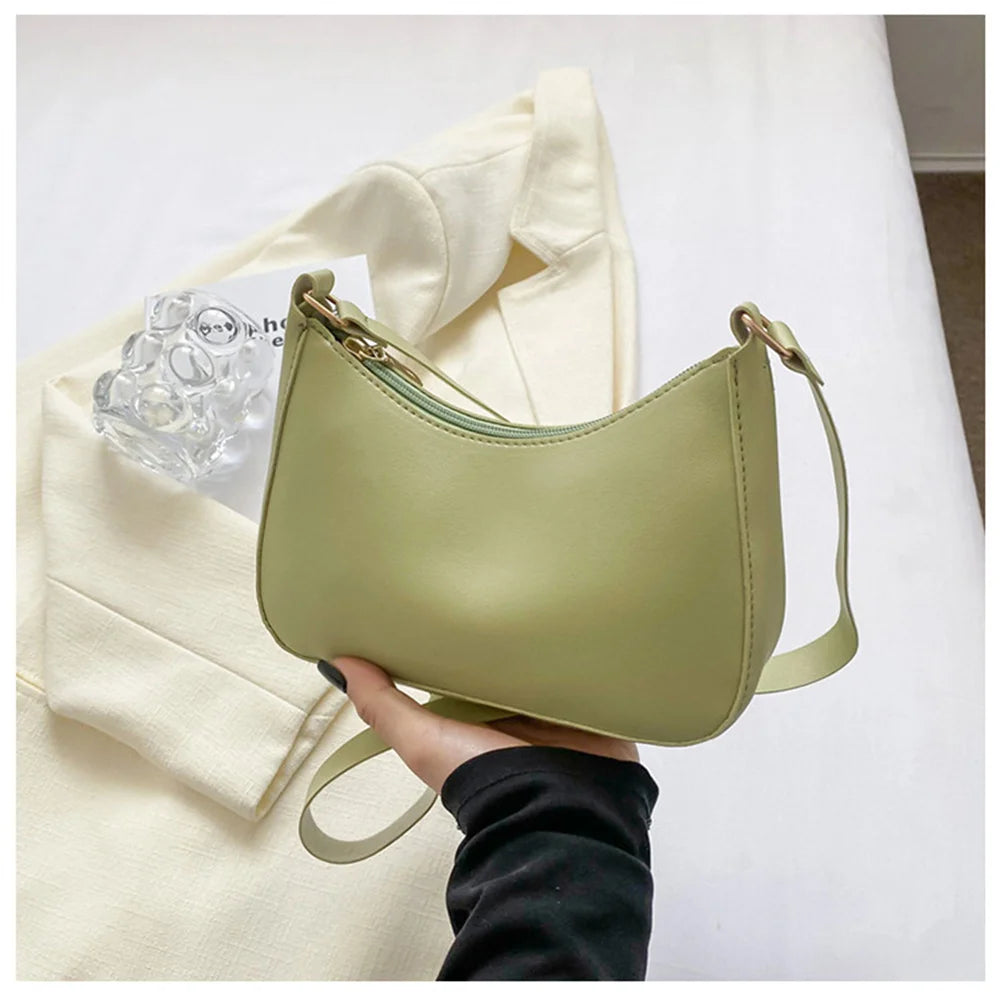 Fashionable Women's Underarm Bag – Stylish and Trendy Handbag