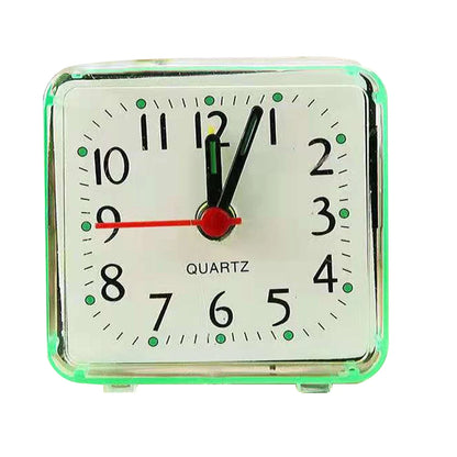 Square Candy Color Quartz Alarm Clock – Small Bedside Battery-Powered Student Bedroom Wake-Up Clock with Beeping Sound