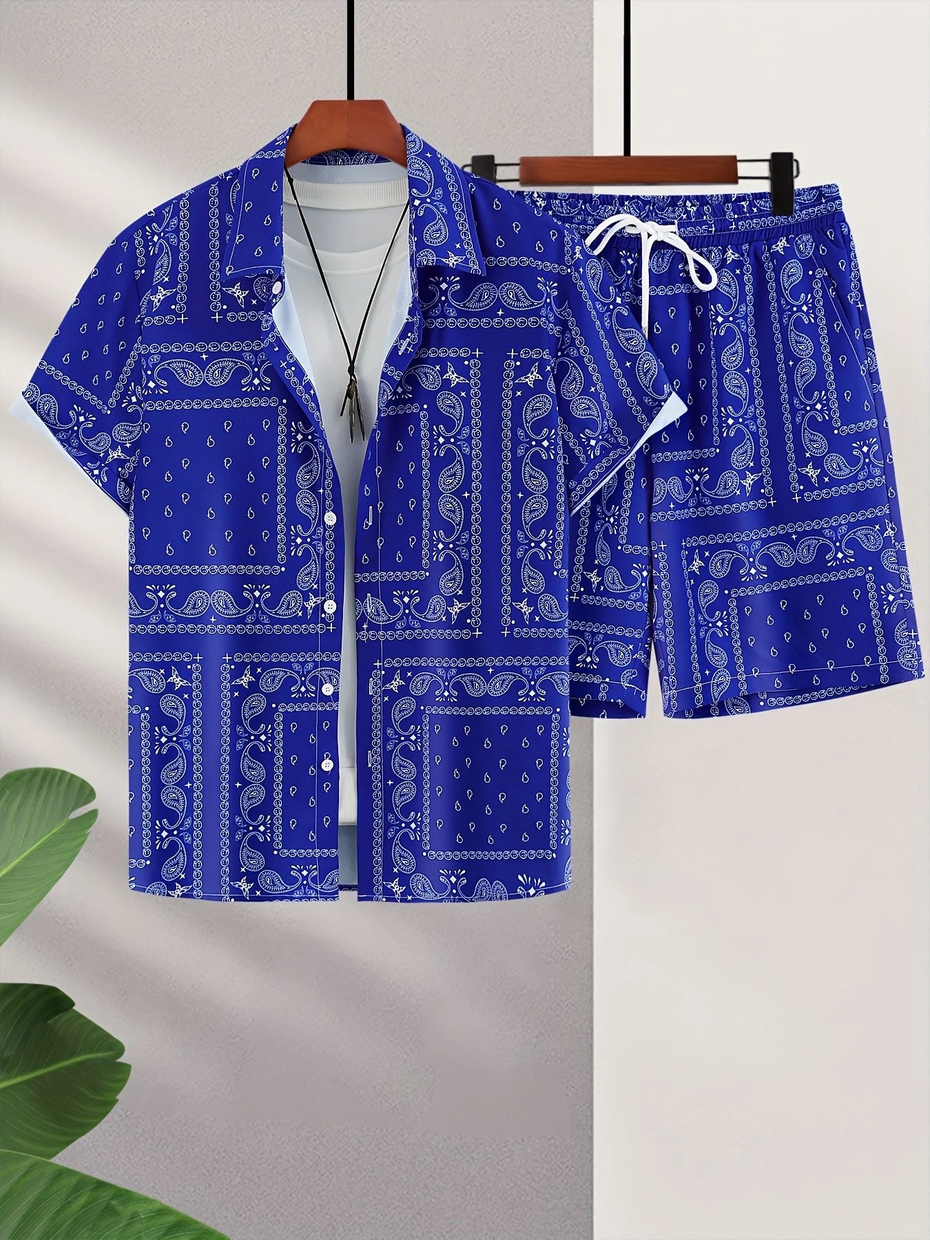 Trendy Bandana Graphic Beach Shorts - Men’s Summer 3D Printed Swim Trunks