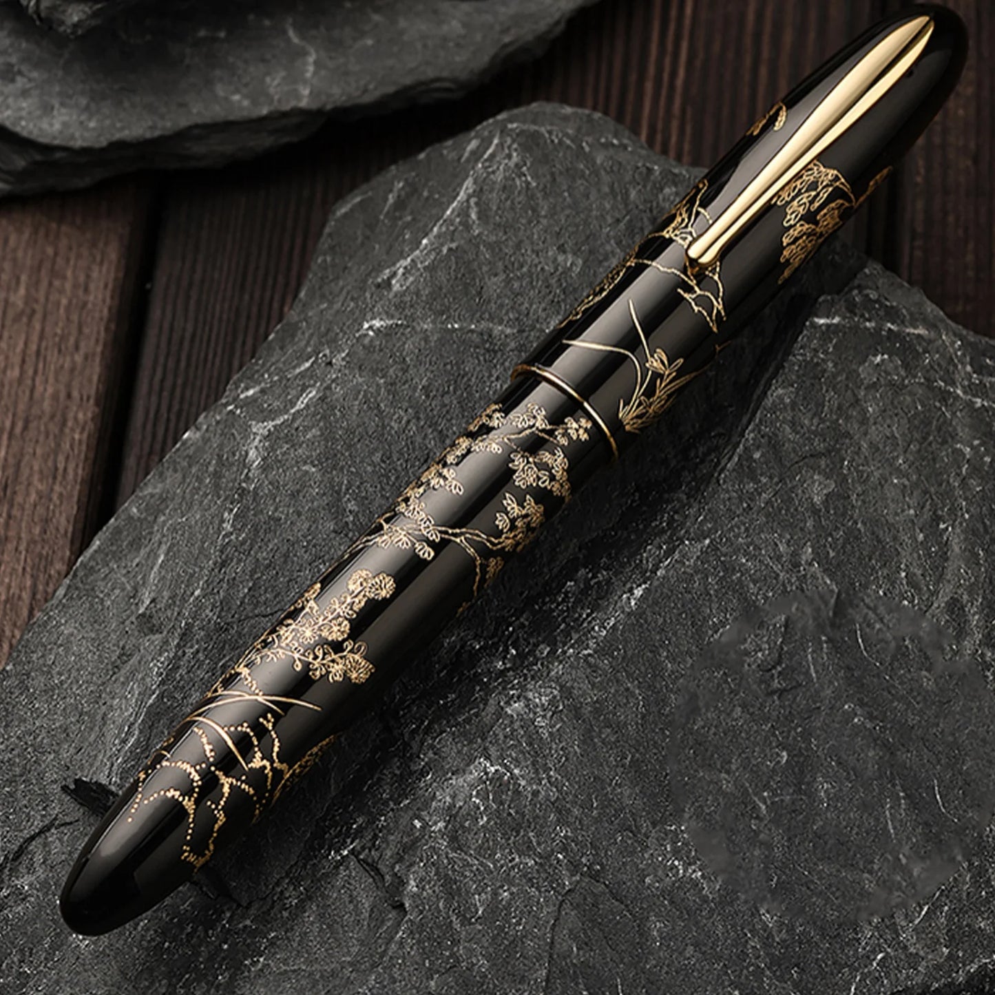 Hongdian N23 Fountain Pen – Rabbit Year Limited Edition, Gold Carving, High-End Writing Pen for Students, Business, and Office Gifts