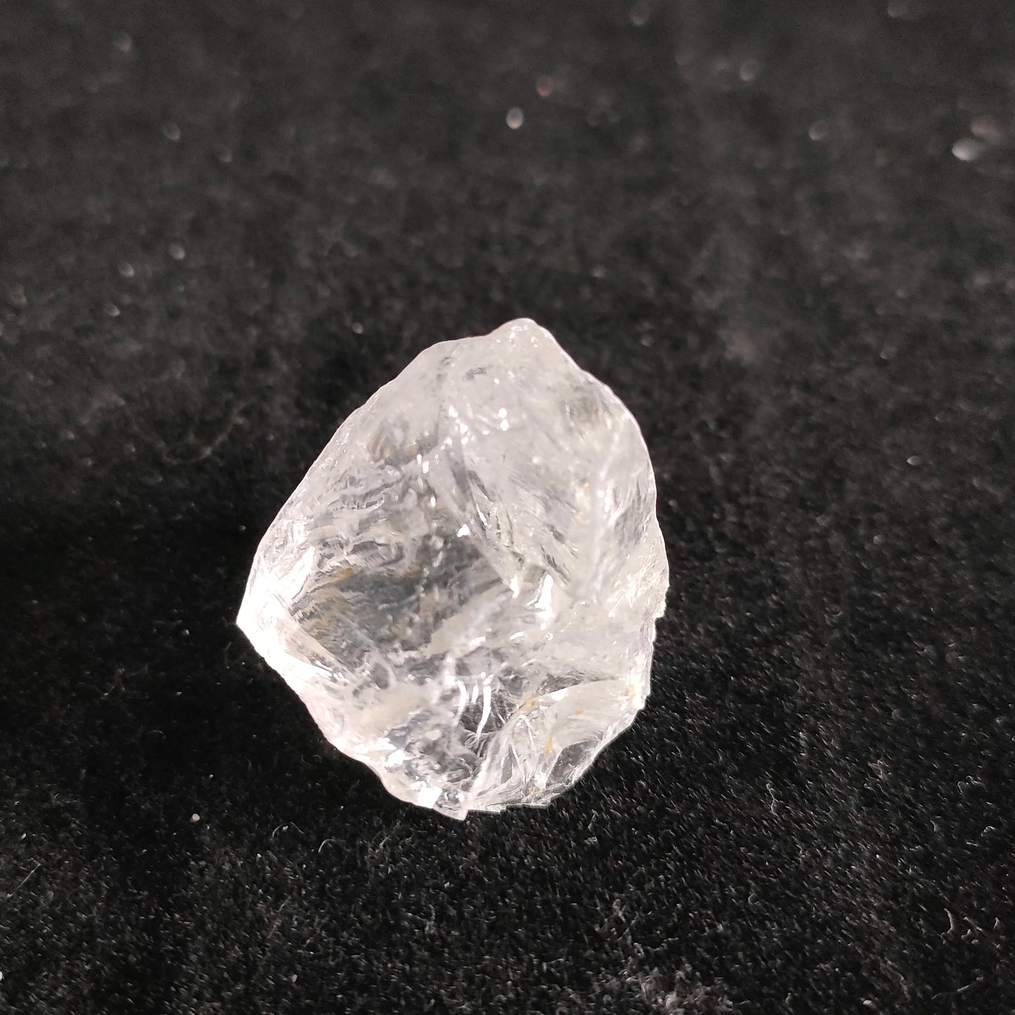 2.5–3.5cm Natural Clear Quartz Raw Crystal Stones – Healing Rough Quartz for Reiki, Meditation & Spiritual Energy Therapy