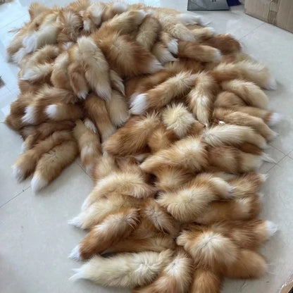 Real Fox Fur Tail Keychain – Large Natural Fur Pendant for Cosplay, Bags, Cars, and Women