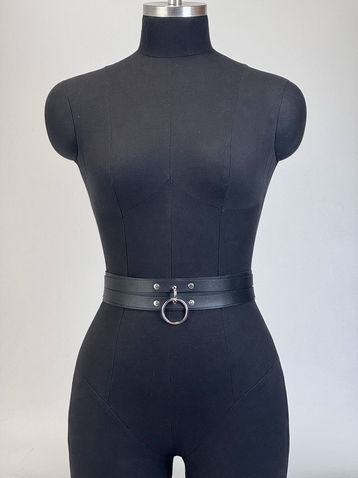 Women's PU Leather O-Ring Waist Belt - Gothic Punk Rock Metal Belt for Jeans, Dresses & Rave Outfits