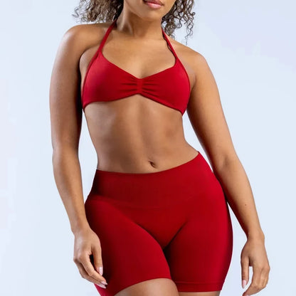 Impact Strappy Bra with Logo – Seamless Halterneck Yoga Top, Padded Gym Crop & Light Support Sports Bra