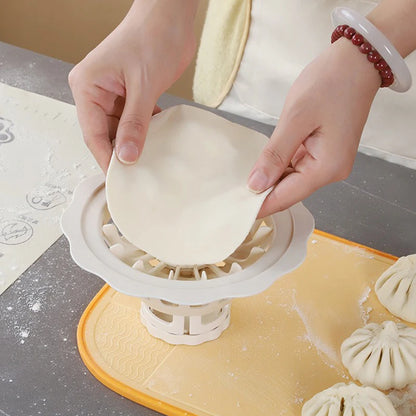 Flower Shaped Dumpling & Bun Maker Mold – DIY Pastry, Pie & Homemade Baking Tool