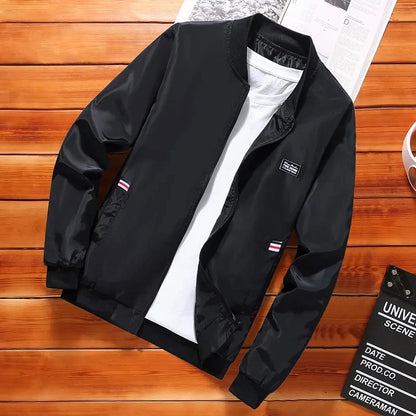 Men’s Lightweight Windbreaker Jacket - Spring Autumn Windproof Outdoor Casual Coat with Zipper Pockets
