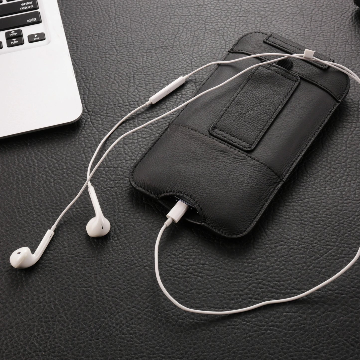 Genuine Cow Leather Phone Pouch – Men’s Waist Bag Holster for iPhone 7 to 16 Pro Max
