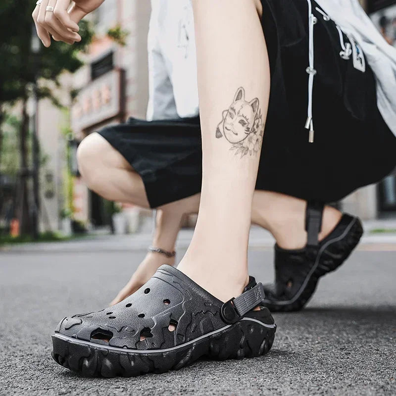 2025 Lightweight EVA Men’s Clogs – Breathable Beach & Work Sandals, Durable Plastic Slip-On Mules Wholesale Shoes