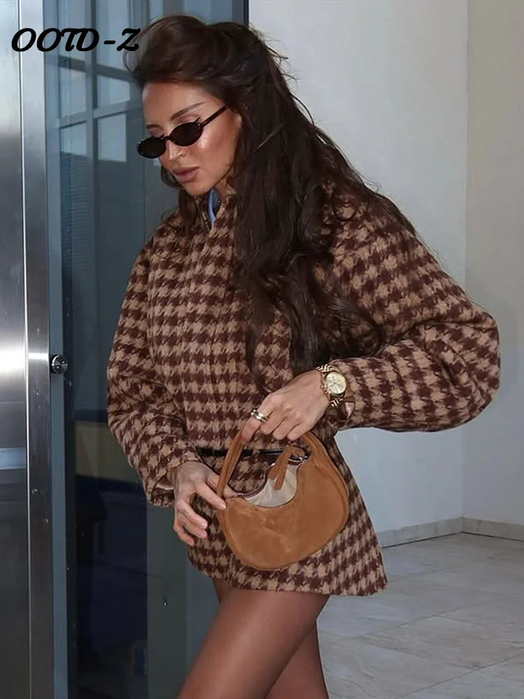 Elegant Plaid Women’s Set – Casual Full-Sleeve Zipper Jacket & High-Waist Shorts, 2025 Spring Office Outfit