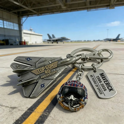 40th Anniversary Pilot Duck Keychain - 2026 Movie Fan Collectible Cosplay Figurine Gift