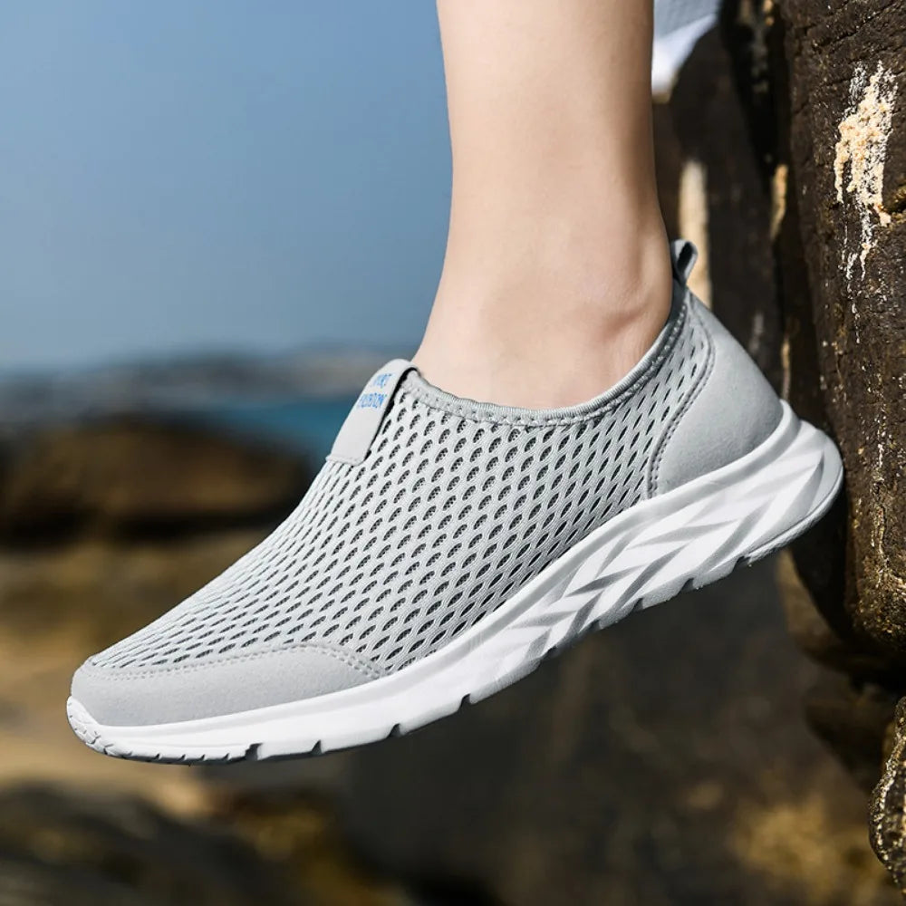 2025 Men’s Lightweight Breathable Loafers – Comfortable Summer Casual Walking Sneakers, Zapatillas Hombre Plus Size