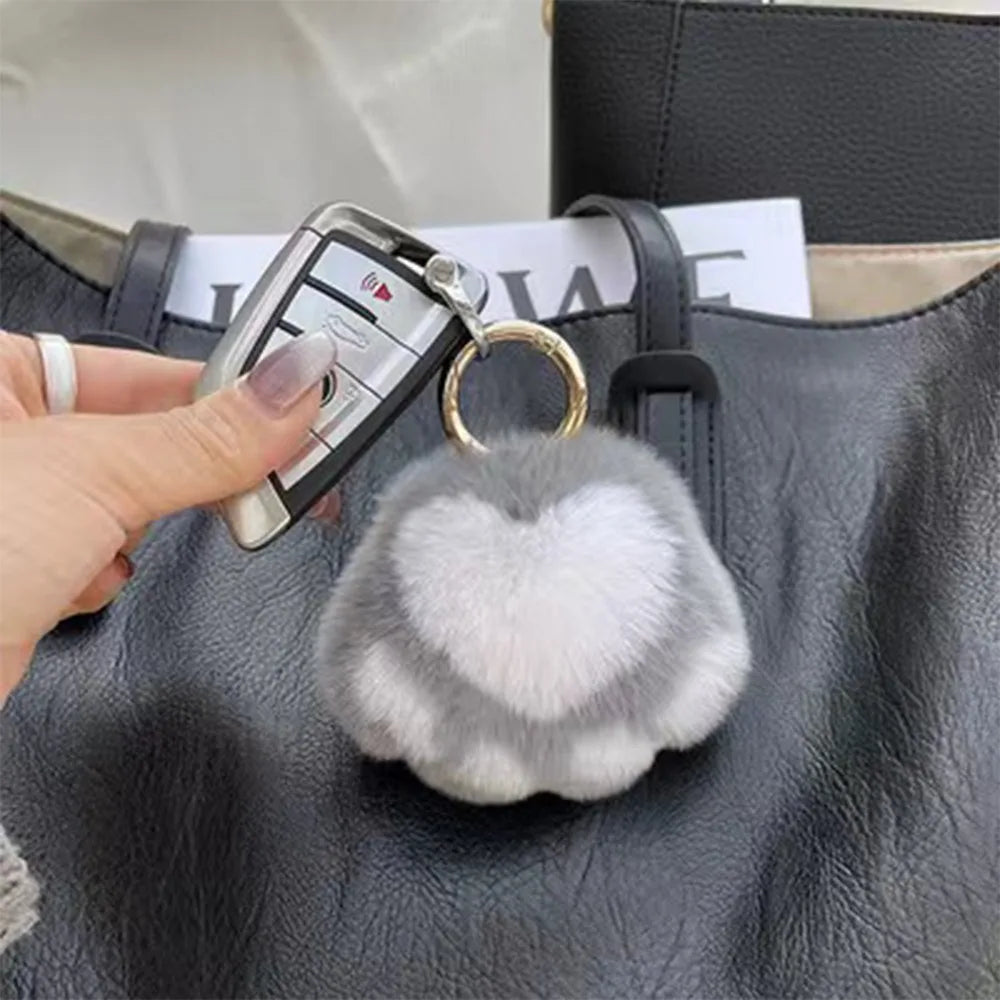 Fluffy Cat Paw Keychain - Cute Faux Fur Plush Pendant Charm for Backpacks, Bags & Car Keys