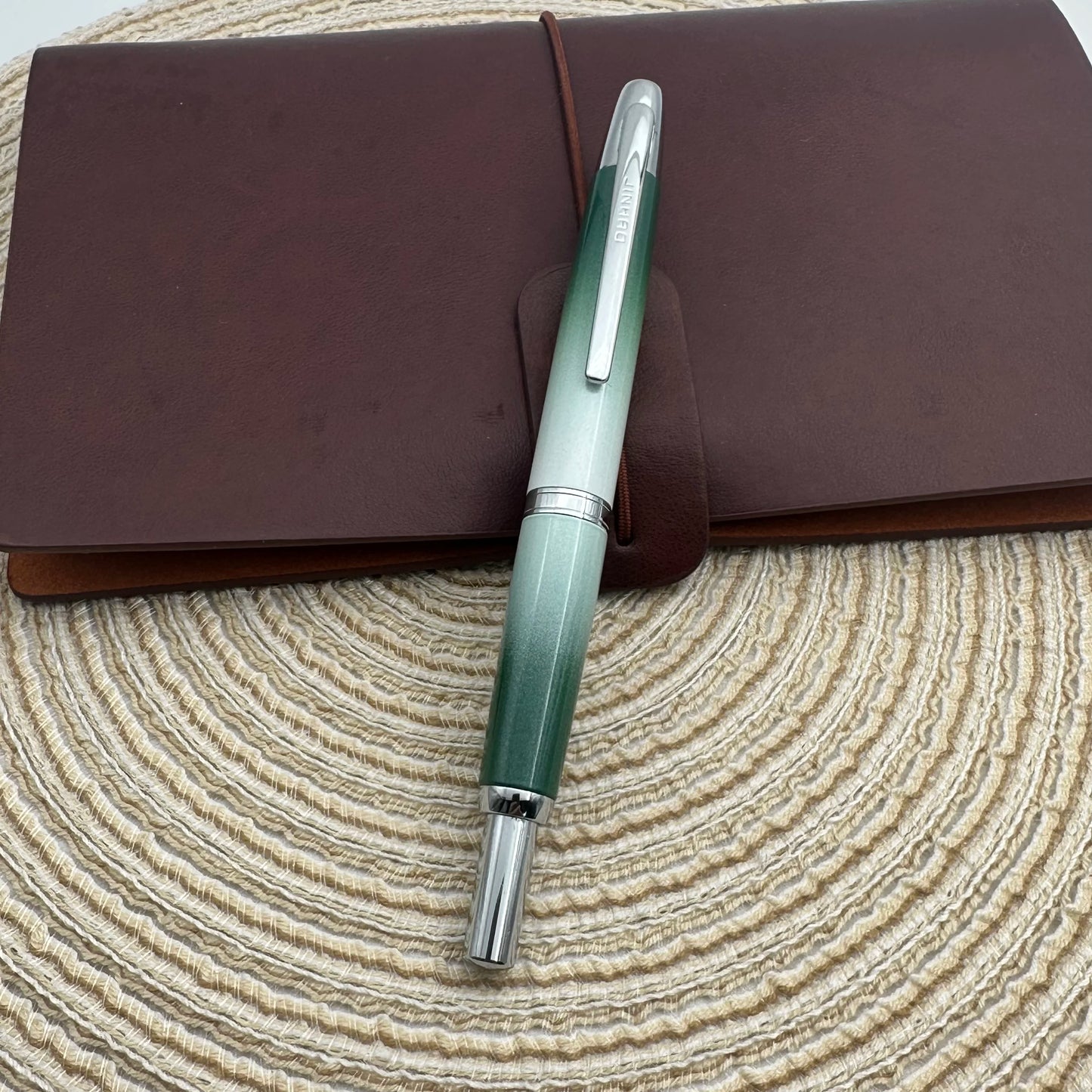 Jinhao 10 Limited Edition Gradient Fountain Pen — Retractable Press, EF/F Nib with Ink Converter, Writing Gift Pen