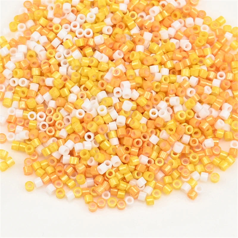 1000Pcs 1.6x1.3mm Japan Glass Seed Beads 11/0 – Cylindrical Loose Beads for DIY Statement Jewelry Making (5g Pack)